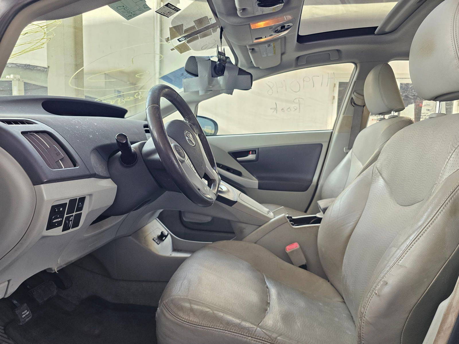 2010 TOYOTA PRIUS — 274143 Miles — Lot 41790148 — Souq - Marhaba Auctions Used Cars - Image 9
