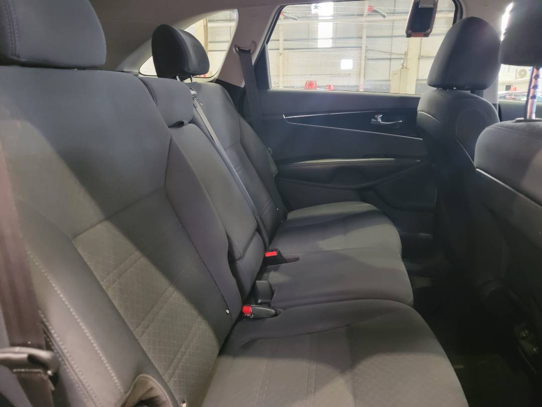 2019 KIA SORENTO — 105603 Miles — Lot G533548 - Marhaba Auctions Used Cars - Image 3