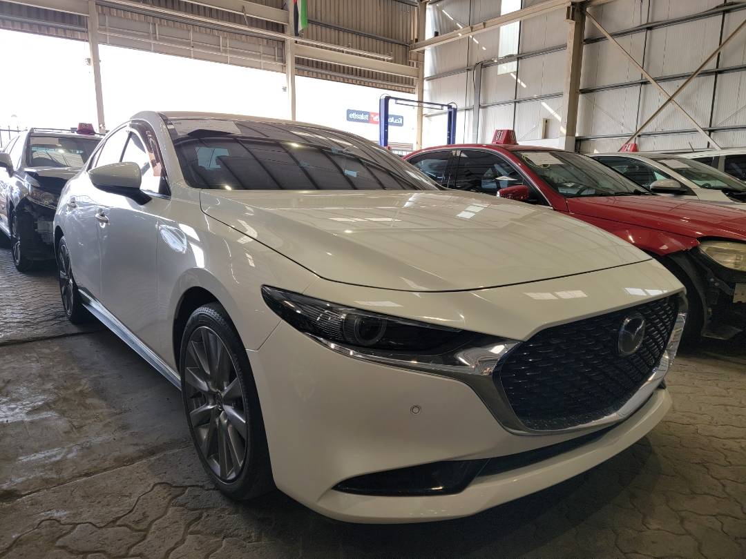 2021 MAZDA MAZDA 3 — 40549 KM — Lot 7A01125576 — Main - Marhaba Auctions Used Cars - Image 4