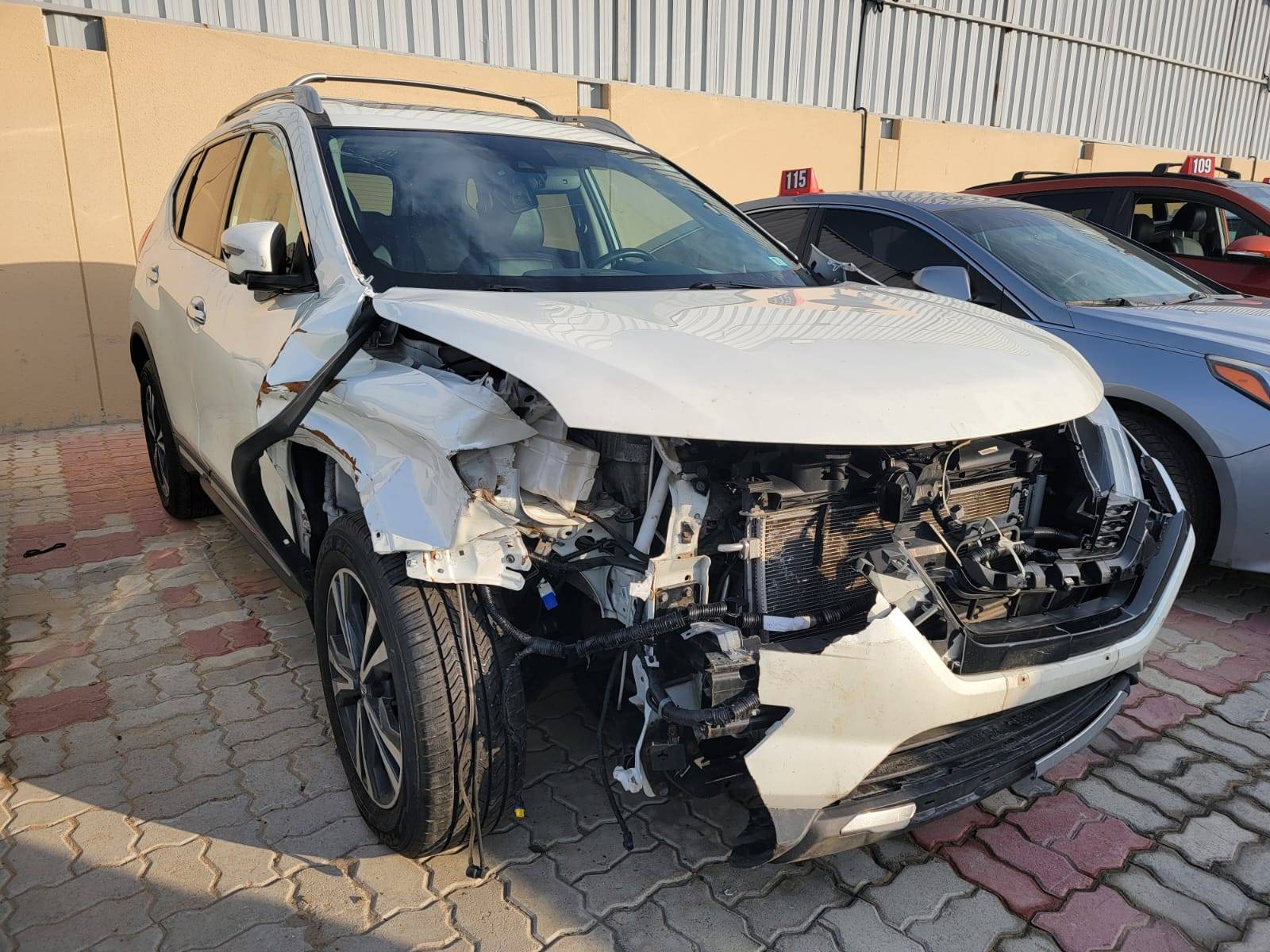 NISSAN ROGUE 2017 - Marhaba Auction Used Cars - Image 4