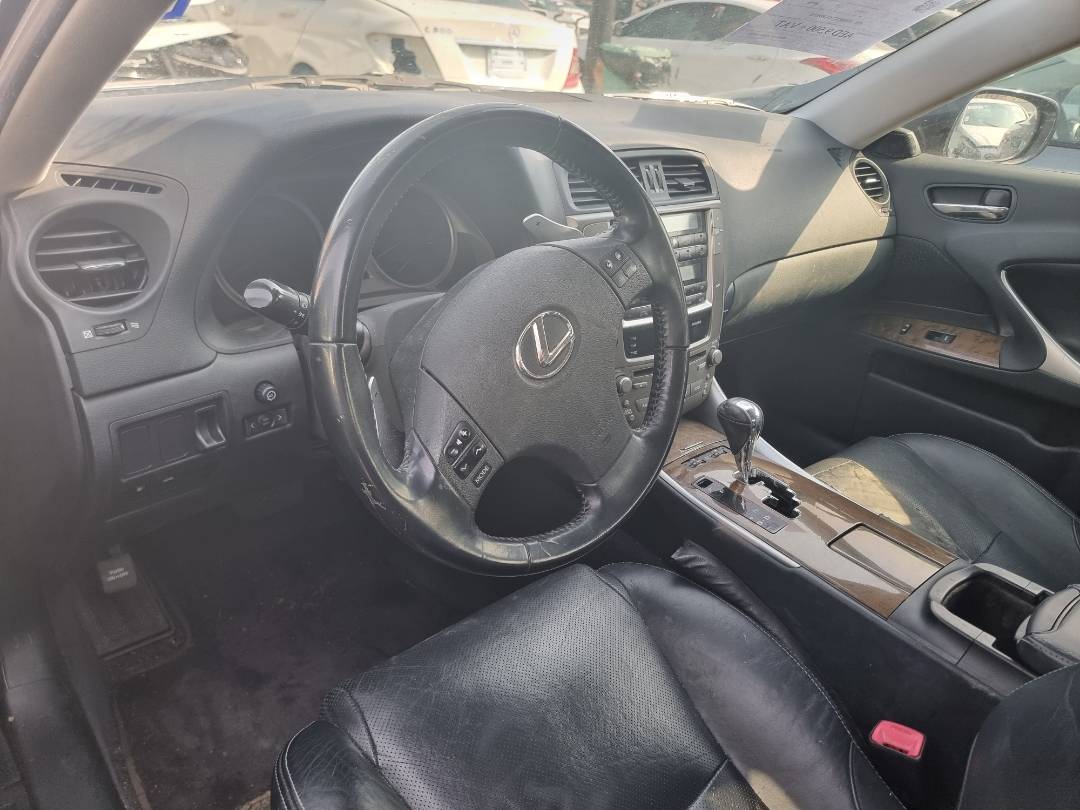 2010 LEXUS IS 250 — 181909 Miles — Lot 2095530 — Ind. 12 - Marhaba Auctions Used Cars - Image 5