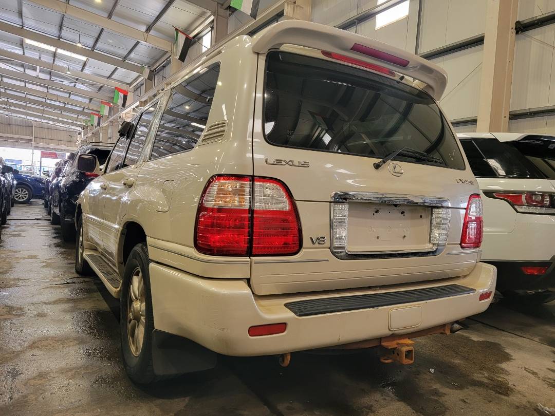 2005 LEXUS LX 470 — 270672 Miles — Lot 548994 — Main - Marhaba Auctions Used Cars - Image 3