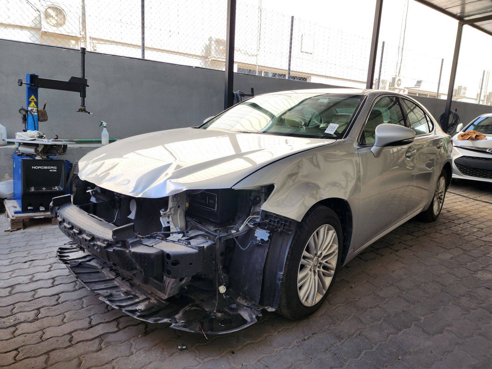 2016 LEXUS ES 350 — 128046 Miles — Lot 76902334 — Al Quoz - Marhaba Auctions Used Cars - Image 6