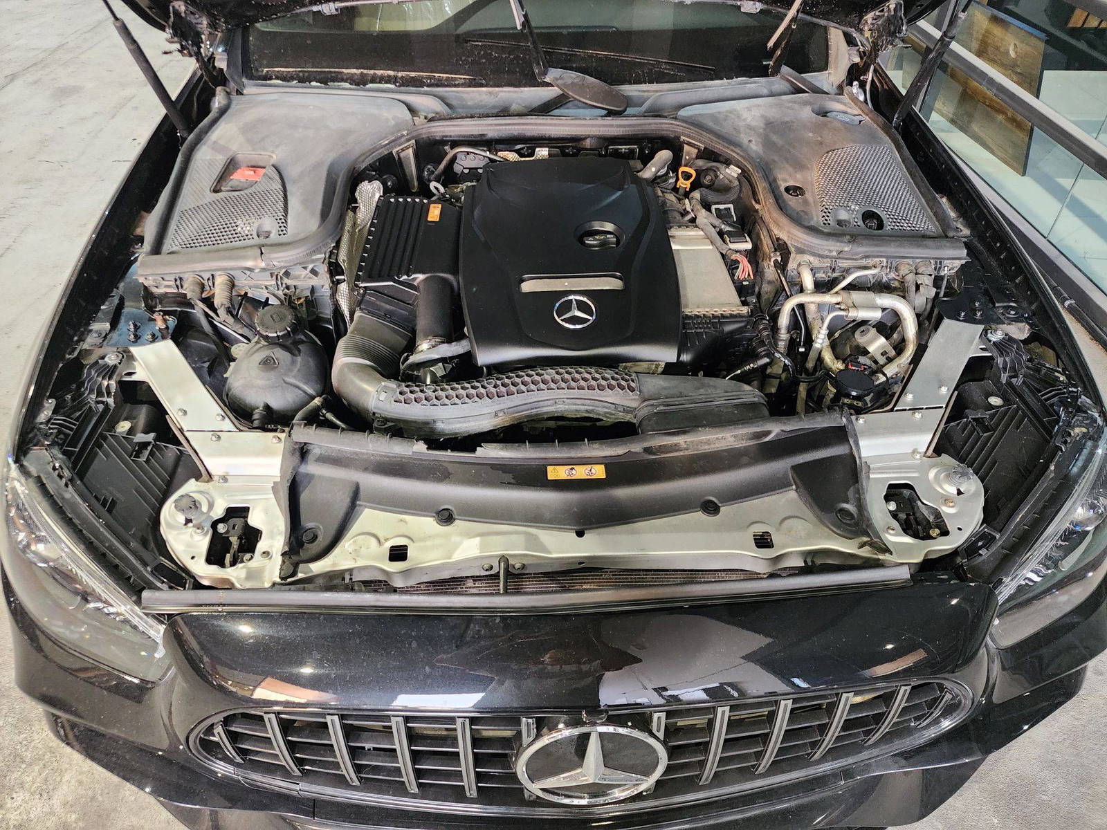 MERCEDES BENZ E-CLASS 2017 - Marhaba Auction Used Cars - Image 10