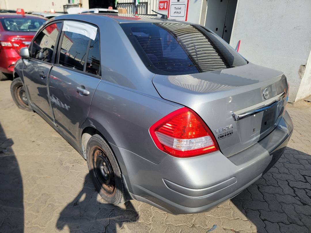 2010 NISSAN VERSA — 285783 Miles — Lot 37600744 - Marhaba Auctions Used Cars - Image 3