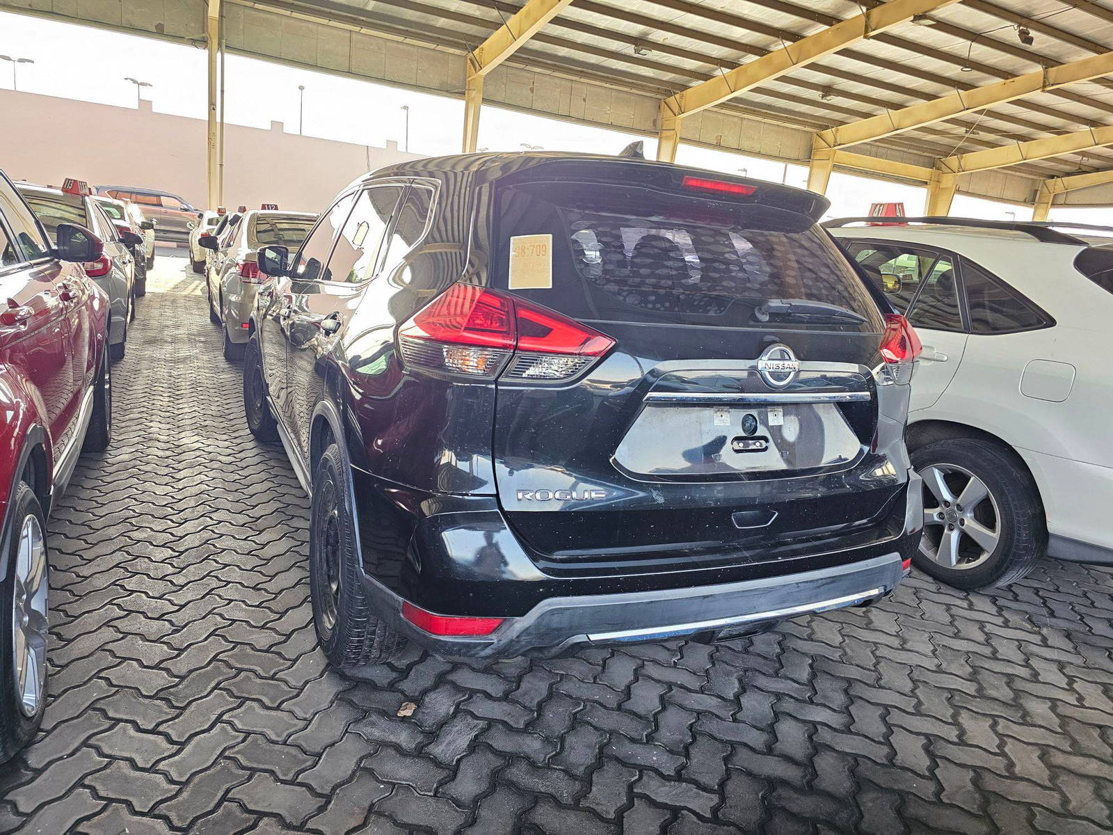 2017 NISSAN ROGUE — 180994 Miles — Lot MT4HP522130 — Main - Marhaba Auctions Used Cars - Image 3