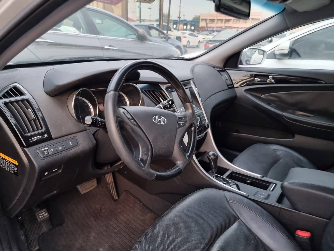 HYUNDAI SONATA 2011 - Marhaba Auction Used Cars - Image 7