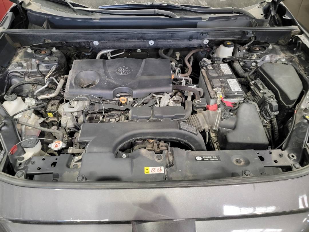 2019 TOYOTA RAV4 — 105371 Miles — Lot W083594 — Main - Marhaba Auctions Used Cars - Image 10