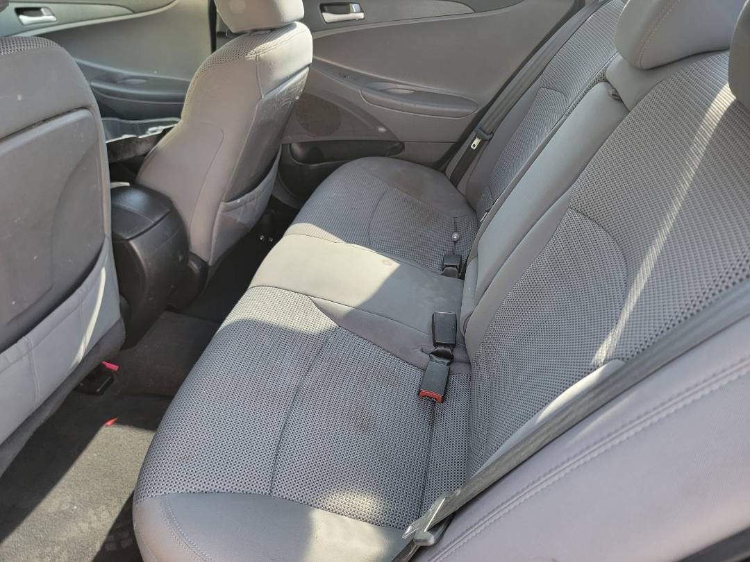 2011 HYUNDAI SONATA — 215480 Miles — Lot 68089213 - Marhaba Auctions Used Cars - Image 9