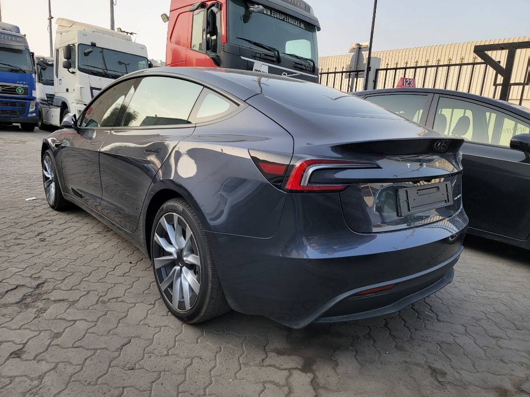 2024 TESLA MODEL 3 — 4992 KM — Lot 7EK4RC250917 — Main - Marhaba Auctions Used Cars - Image 3