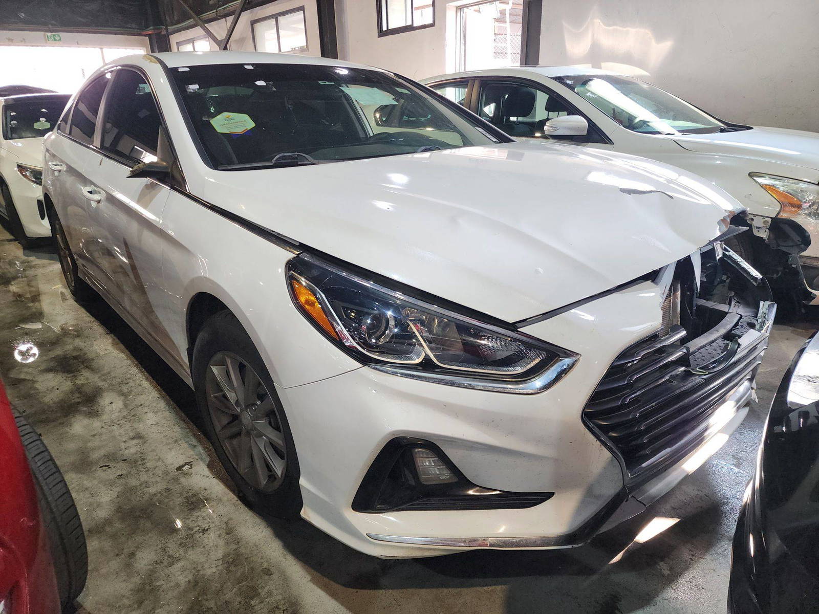 2018 HYUNDAI SONATA — 134994 Miles — Lot 8JH695259 — Souq - Marhaba Auctions Used Cars - Image 4
