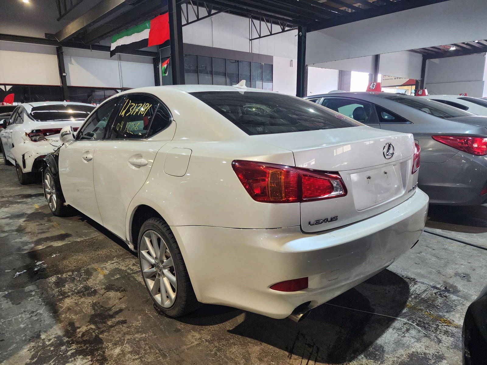 2010 LEXUS IS 250 — 173541 KM — Lot 5041226 — Al Quoz - Marhaba Auctions Used Cars - Image 3
