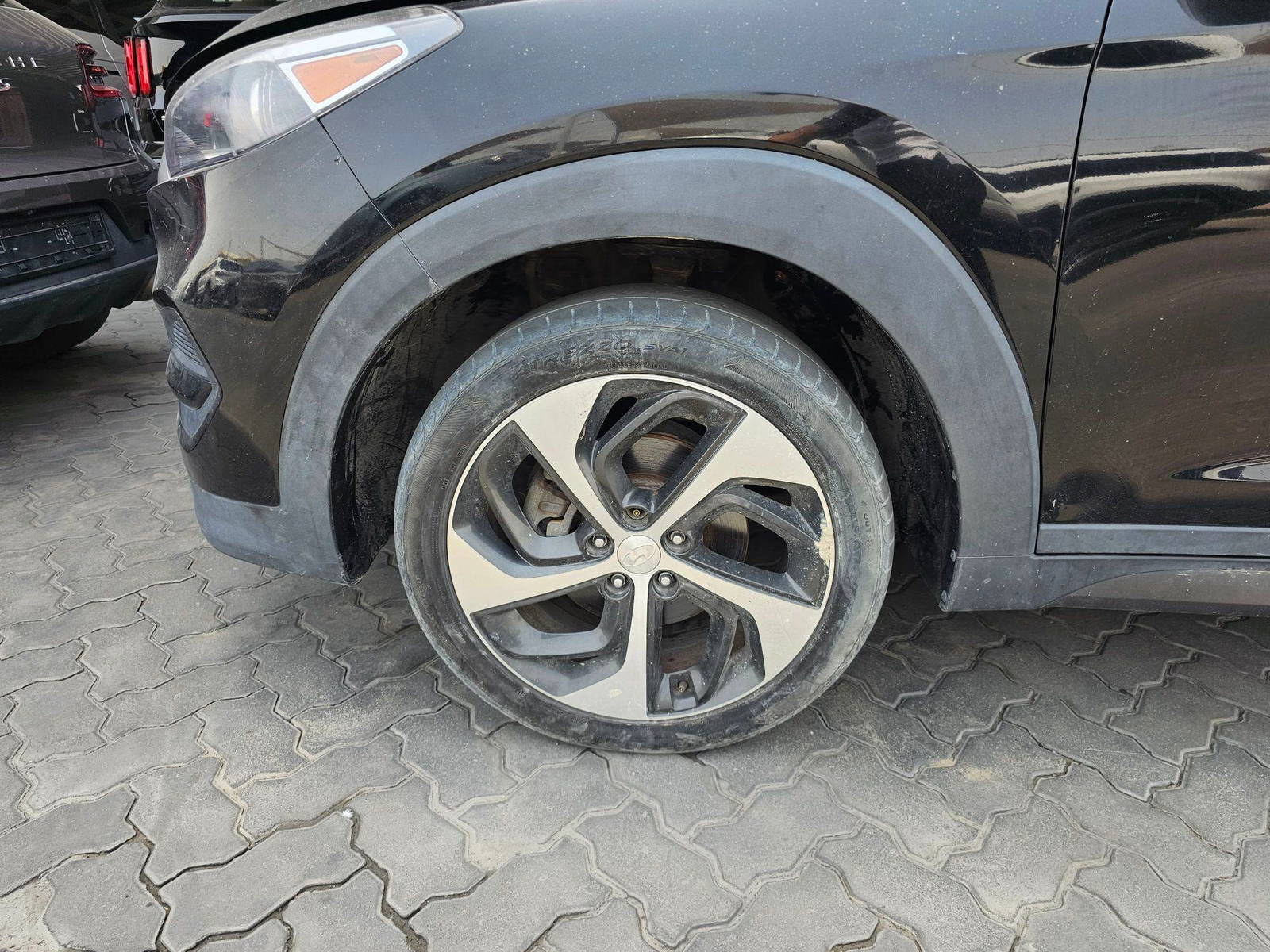 HYUNDAI TUCSON 2016 - Marhaba Auctions Used Cars - Image 10