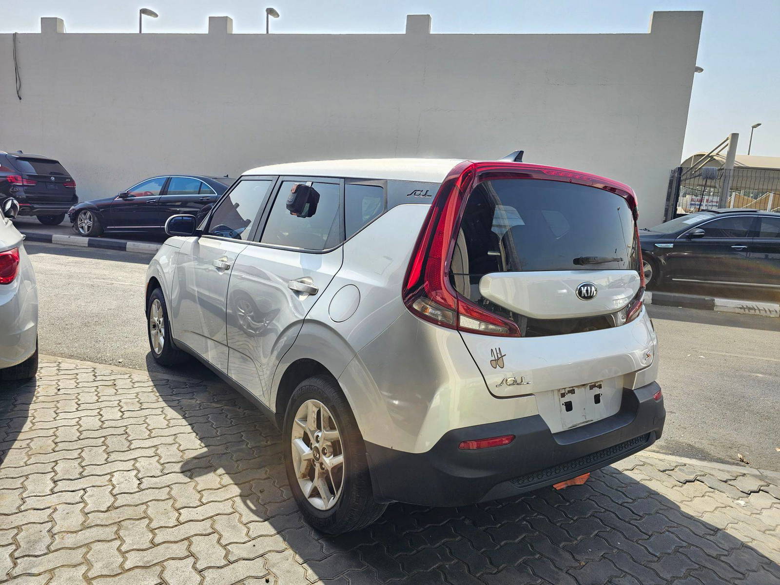 2021 KIA SOUL — 85430 Miles — Lot 3796477 — Souq - Marhaba Auctions Used Cars - Image 4