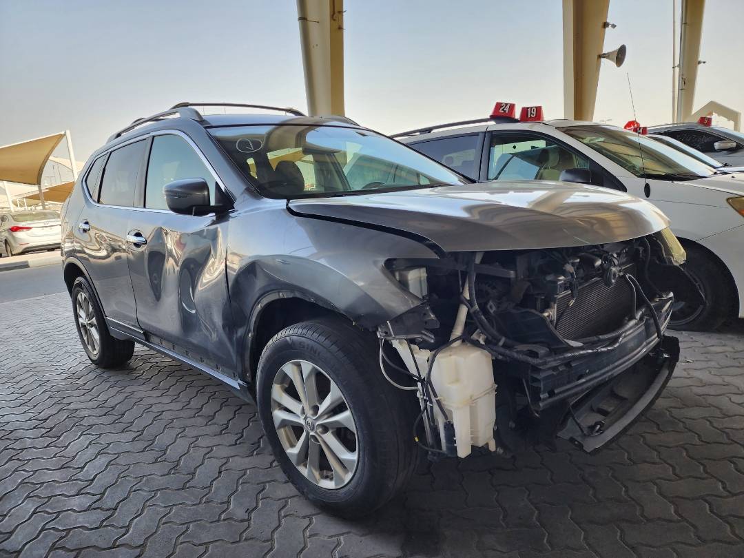 2014 NISSAN ROGUE — 163720 Miles — Lot C812669 — Souq - Marhaba Auctions Used Cars - Image 4