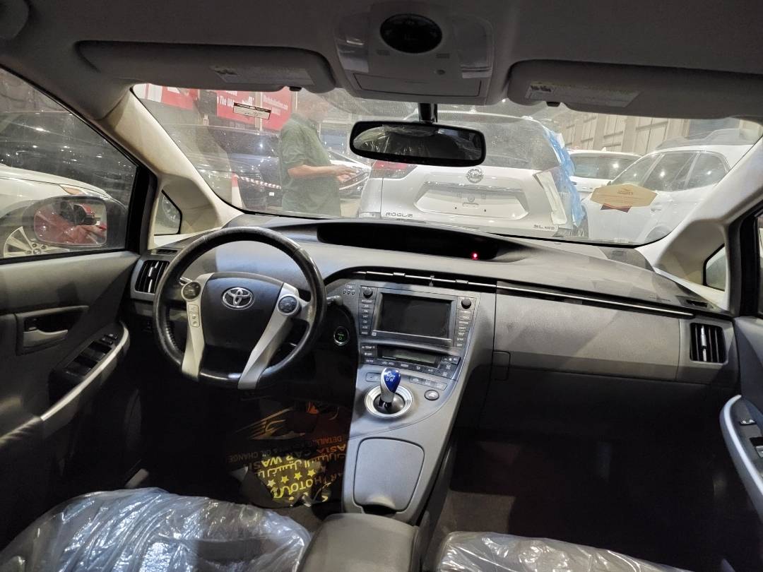 TOYOTA PRIUS 2011 - Marhaba Auction Used Cars - Image 7