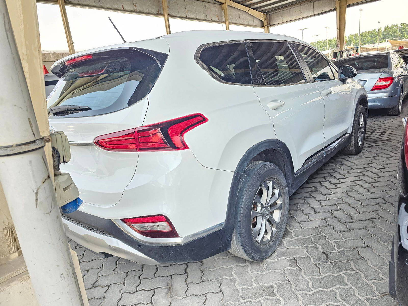 2019 HYUNDAI SANTA FE — 152068 Miles — Lot KH009486 — Souq - Marhaba Auctions Used Cars - Image 3