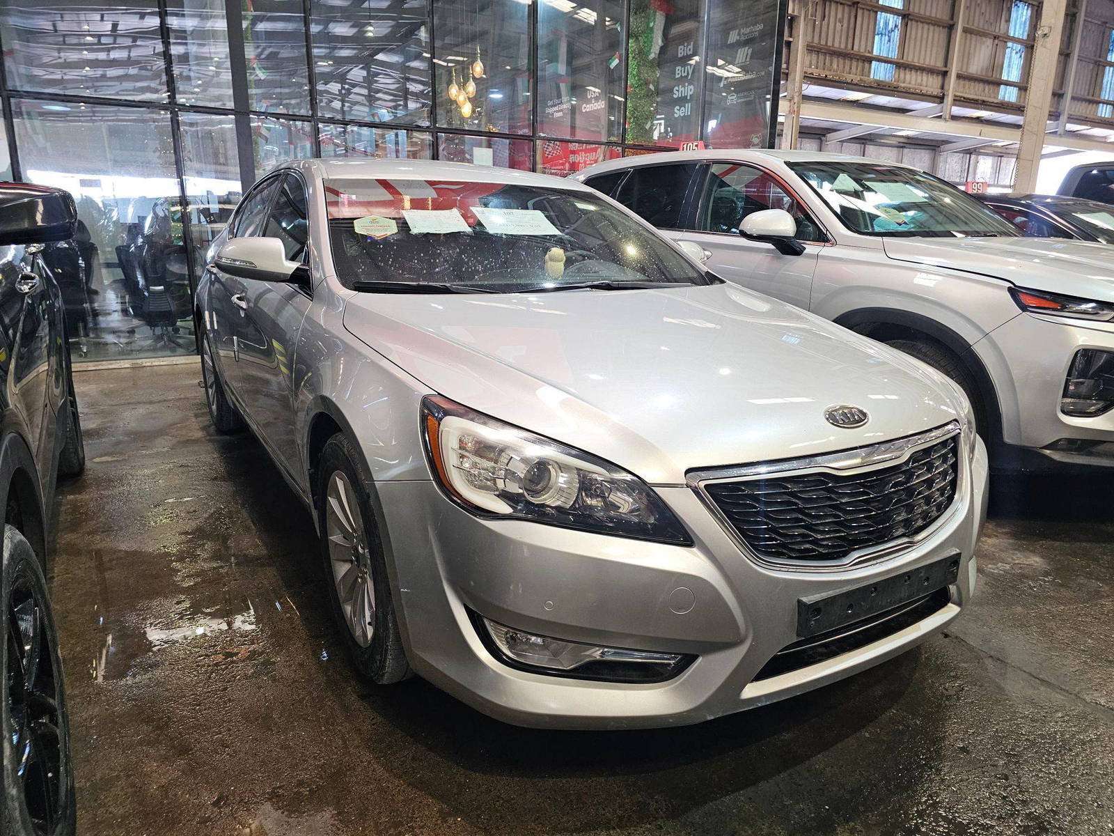 2013 KIA K7 — 197109 KM — Lot DA100937 — Main - Marhaba Auctions Used Cars - Image 4