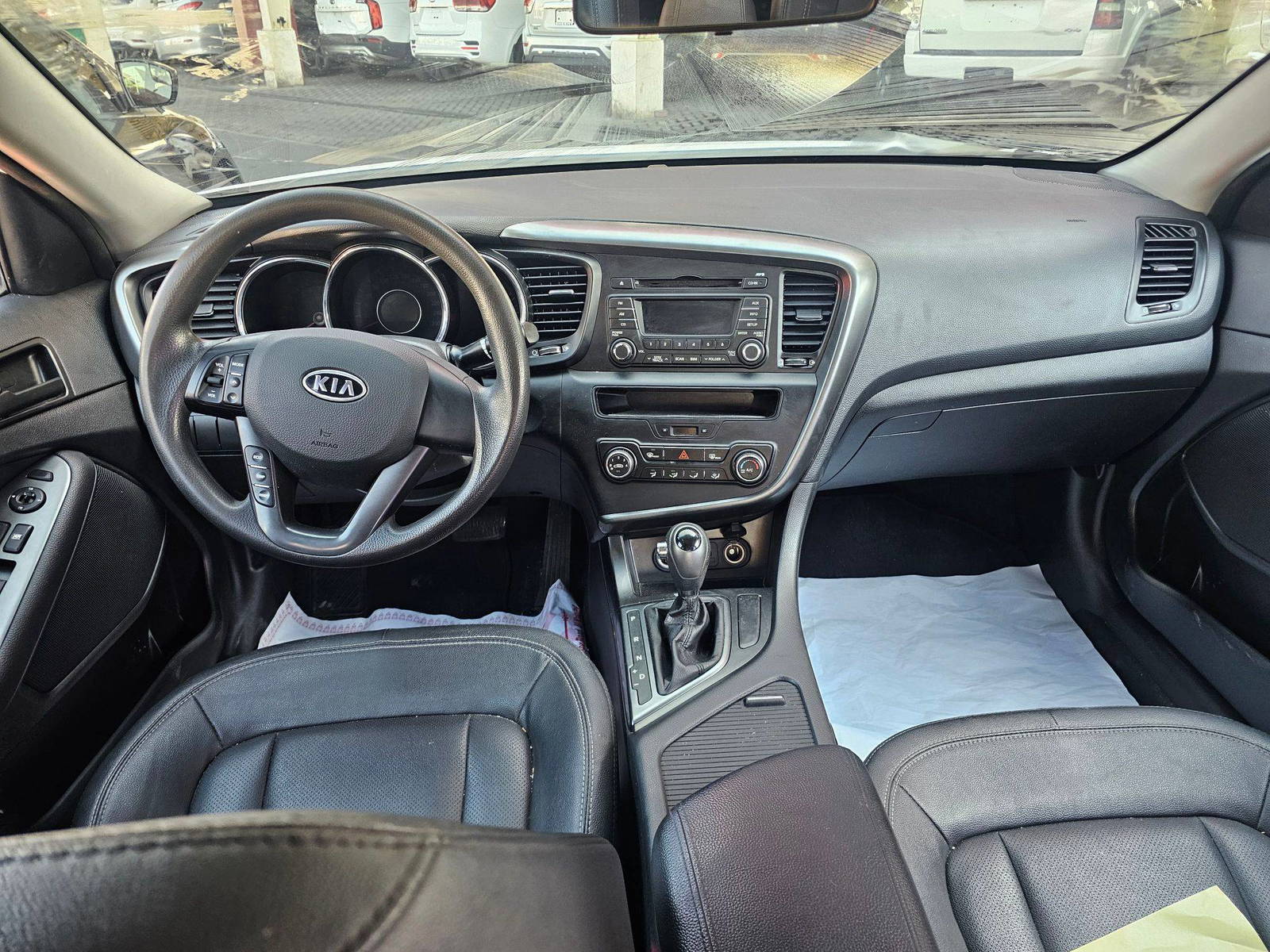 2013 KIA K5 — 143790 KM — Lot DA273613 — Souq - Marhaba Auctions Used Cars - Image 8