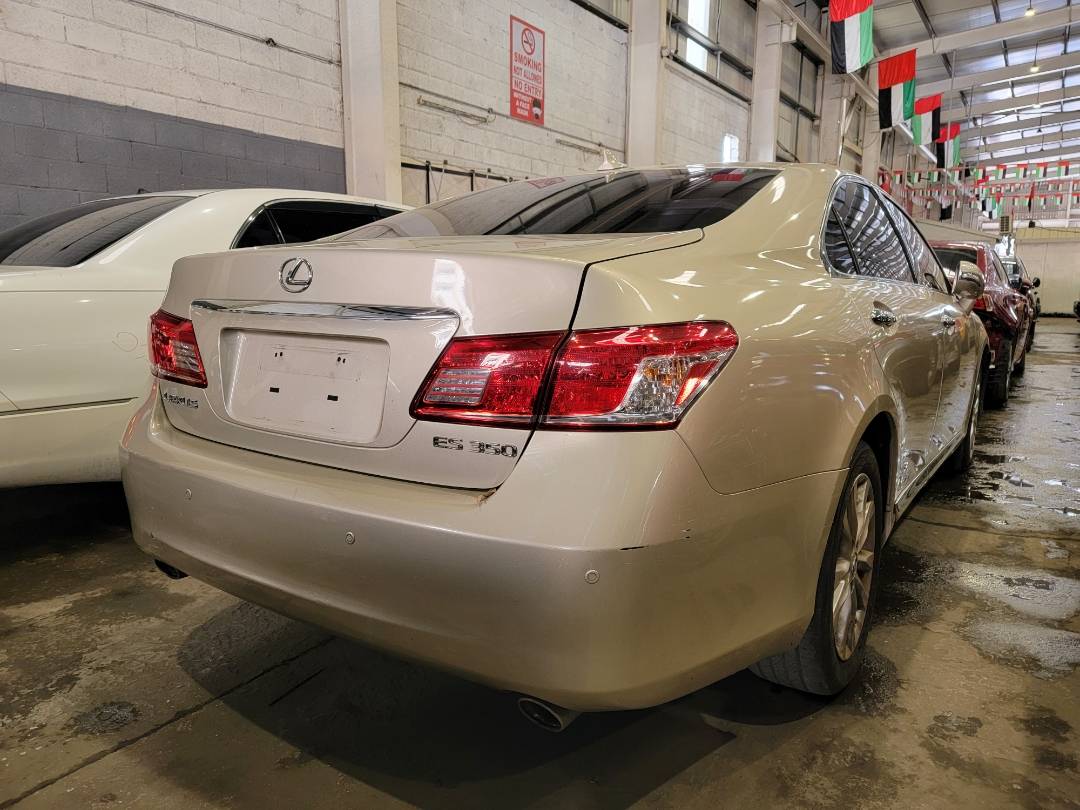2011 LEXUS ES 350 — 183346 Miles — Lot 2446080 — Main - Marhaba Auctions Used Cars - Image 3