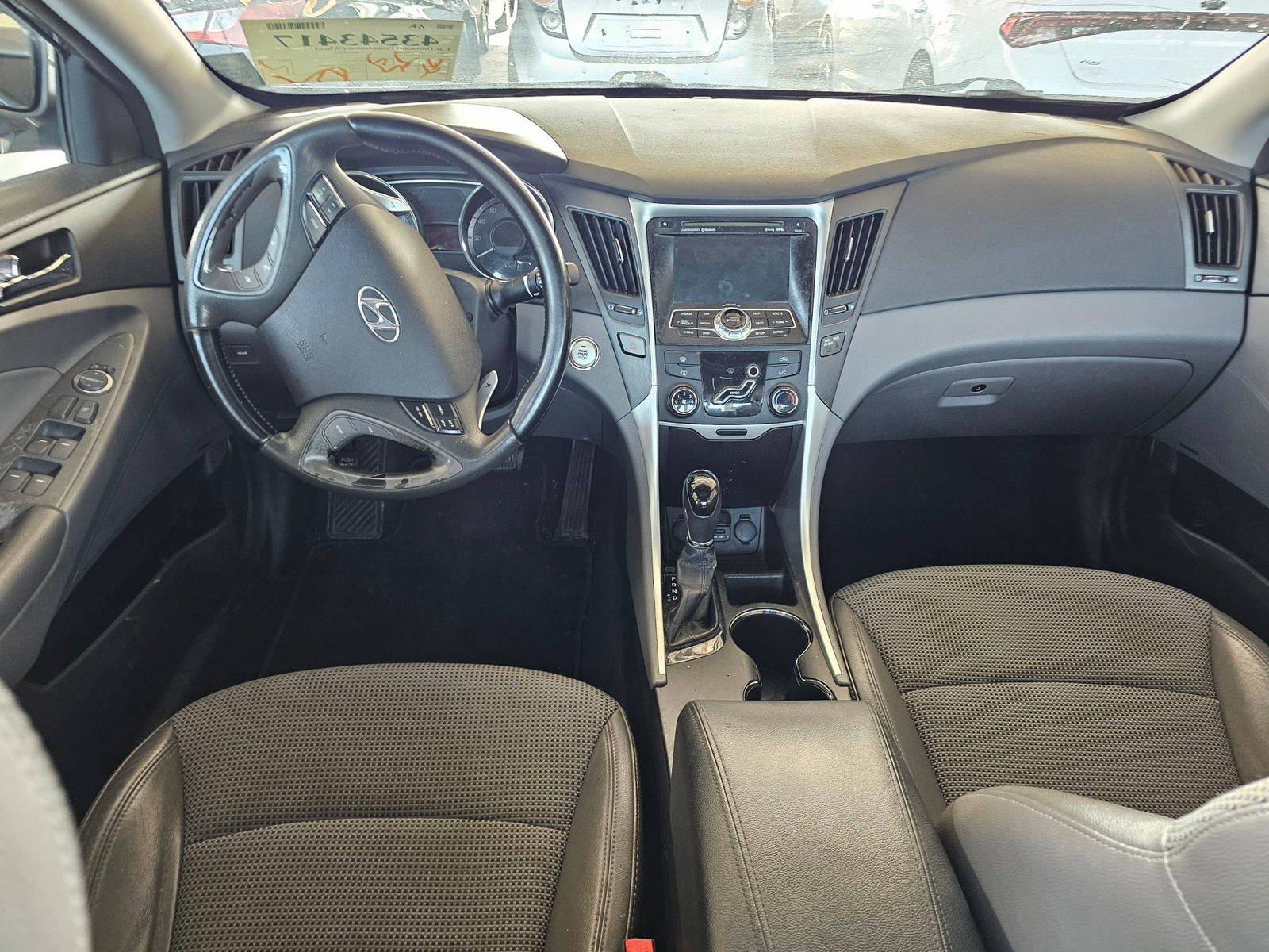 2011 HYUNDAI SONATA — 171080 Miles — Lot BH061011 — Souq - Marhaba Auctions Used Cars - Image 6