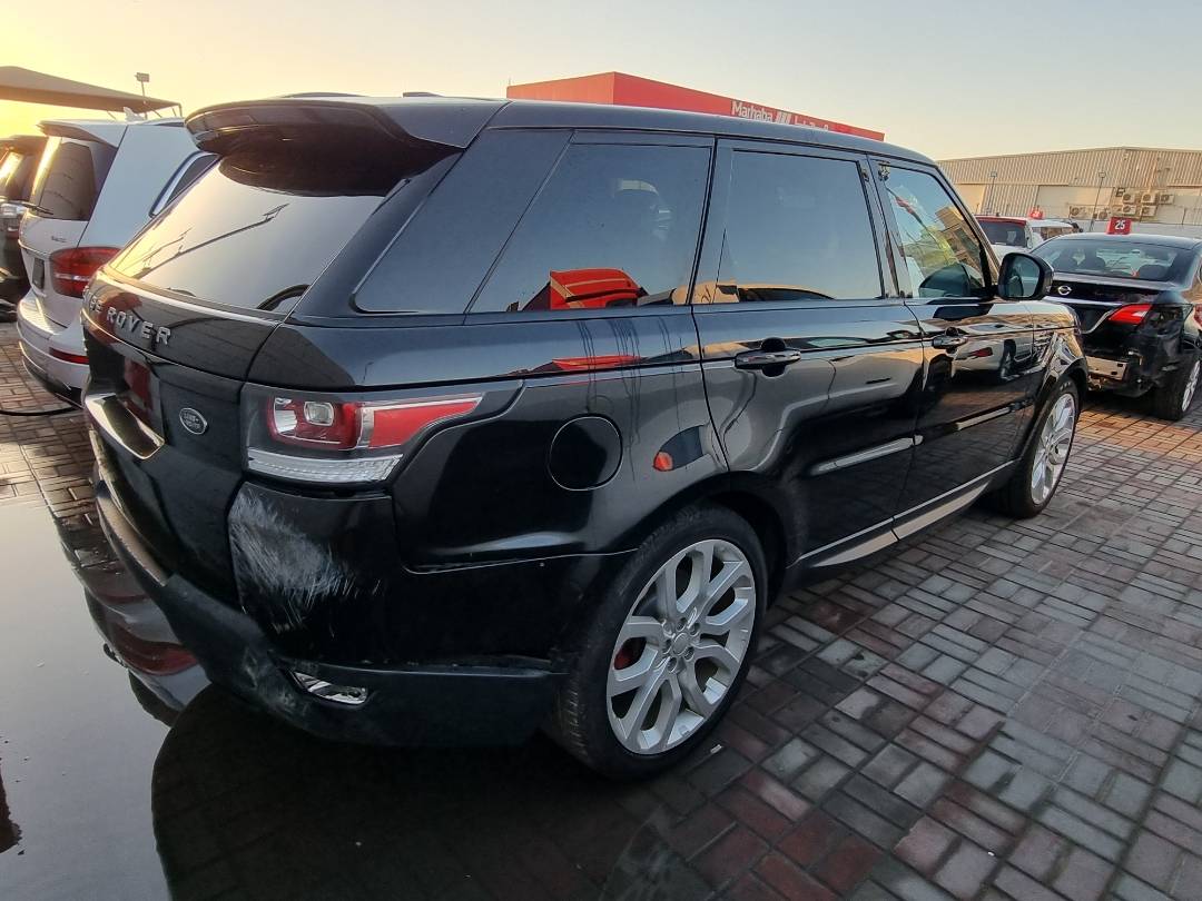2014 LAND ROVER RANGE ROVER SPORT — 125237 Miles — Lot 56690574 — Ind. 12 - Marhaba Auctions Used Cars - Image 5