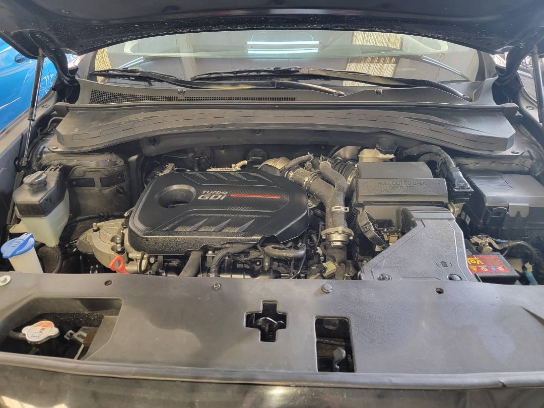 2019 HYUNDAI SANTA FE — 65950 Miles — Lot H028908 — Main - Marhaba Auctions Used Cars - Image 12