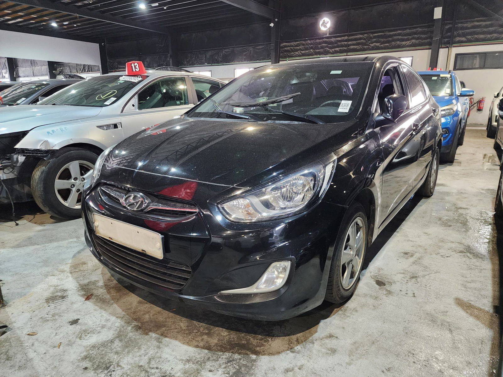 2011 HYUNDAI ACCENT — 207534 KM — Lot 77385 — Main - Marhaba Auctions Used Cars - Image 3