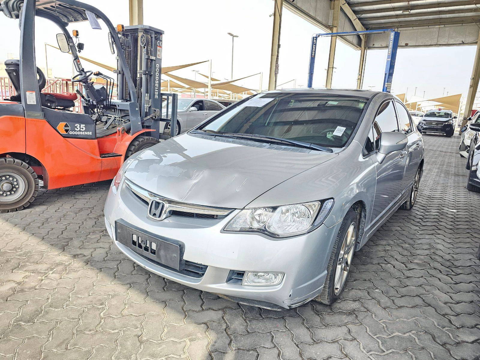 2008 HONDA CIVIC — 195906 KM — Lot 200131 — Souq - Marhaba Auctions Used Cars - Image 4