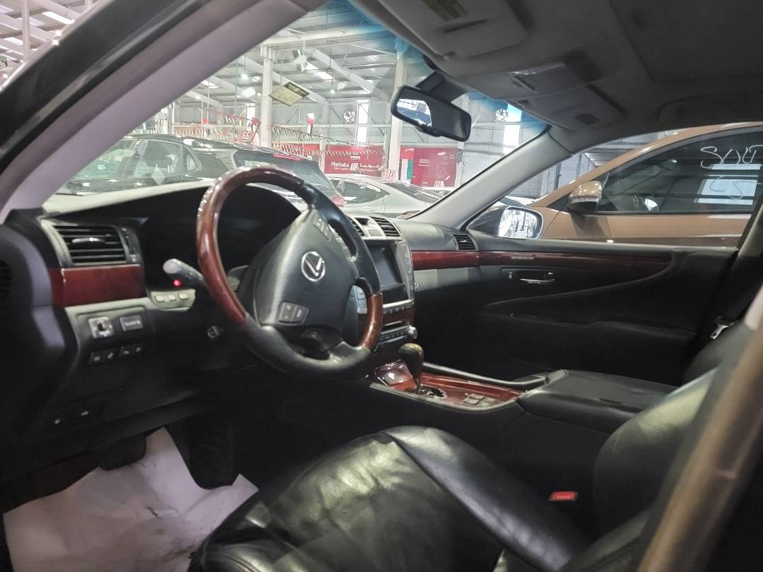 2010 LEXUS LS 460 — 267992 Miles — Lot 5004843 — Main - Marhaba Auctions Used Cars - Image 6