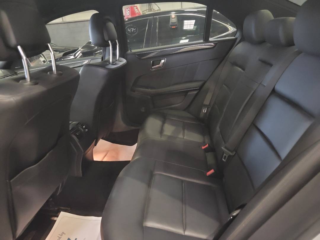 2010 MERCEDES BENZ E 350 — 306801 Miles — Lot AA222652 — Main - Marhaba Auctions Used Cars - Image 6