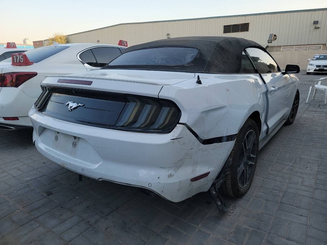 2018 FORD MUSTANG — 95262 Miles — Lot J5138936 — Main - Marhaba Auctions Used Cars - Image 3