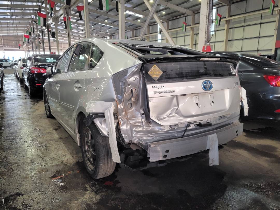 2013 TOYOTA PRIUS — 188838 Miles — Lot 5702830 — Main - Marhaba Auctions Used Cars - Image 3
