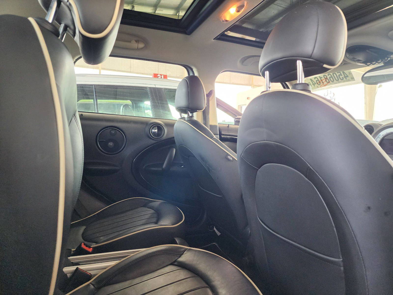 2011 MINI COOPER COUNTRYMAN — 169397 Miles — Lot 45068164 — Souq - Marhaba Auctions Used Cars - Image 4