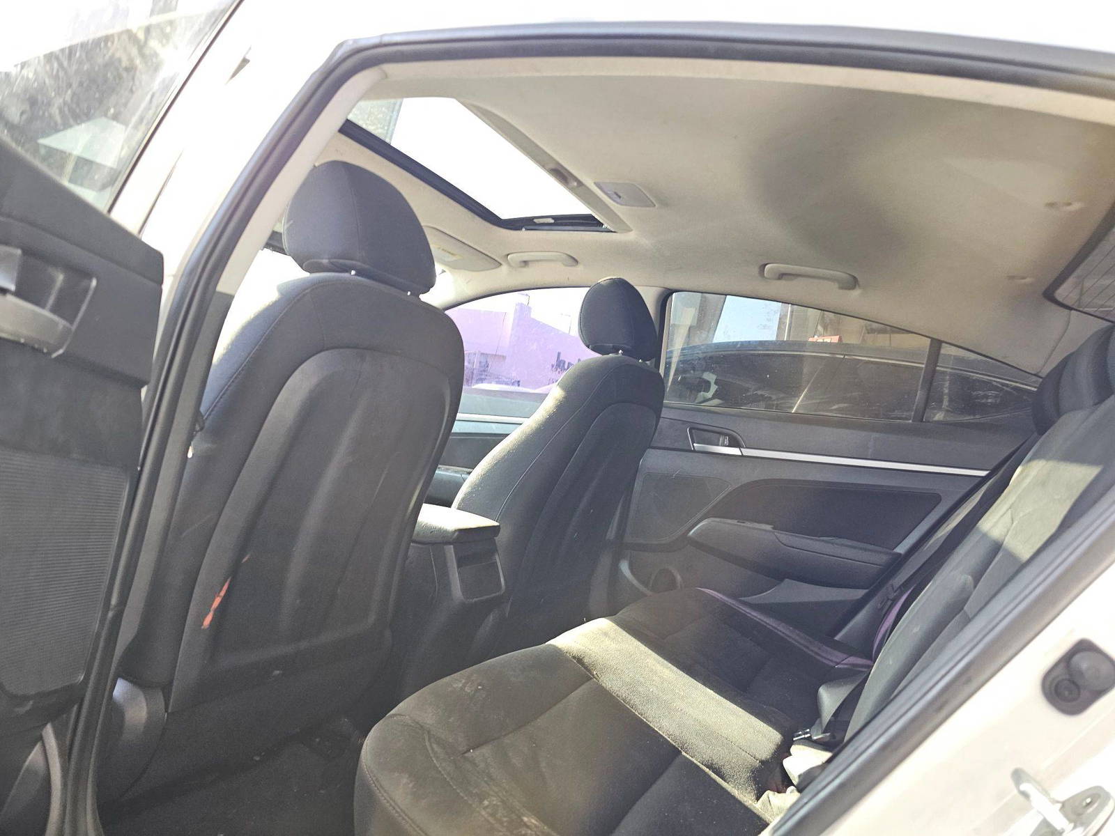 HYUNDAI ELANTRA 2019 - Marhaba Auction Used Cars - Image 6