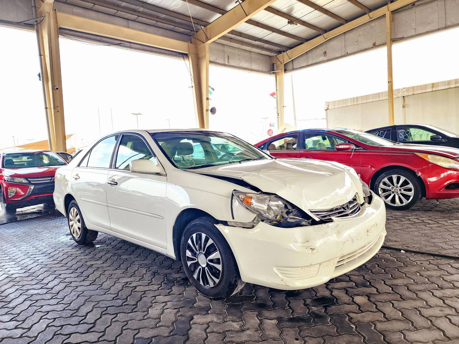 2005 TOYOTA CAMRY — 184312 Miles — Lot 5U618902 — Main - Marhaba Auctions Used Cars - Image 4
