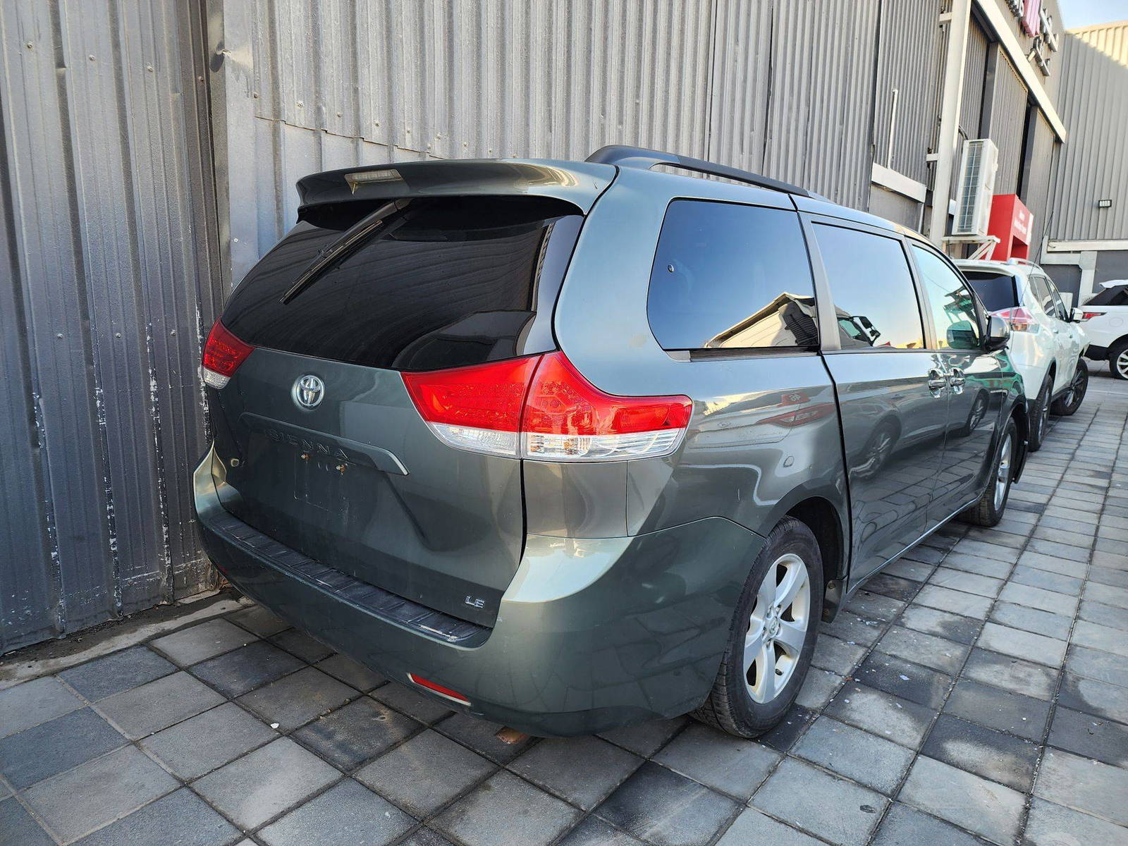 TOYOTA SIENNA 2013 - Marhaba Auction Used Cars - Image 3