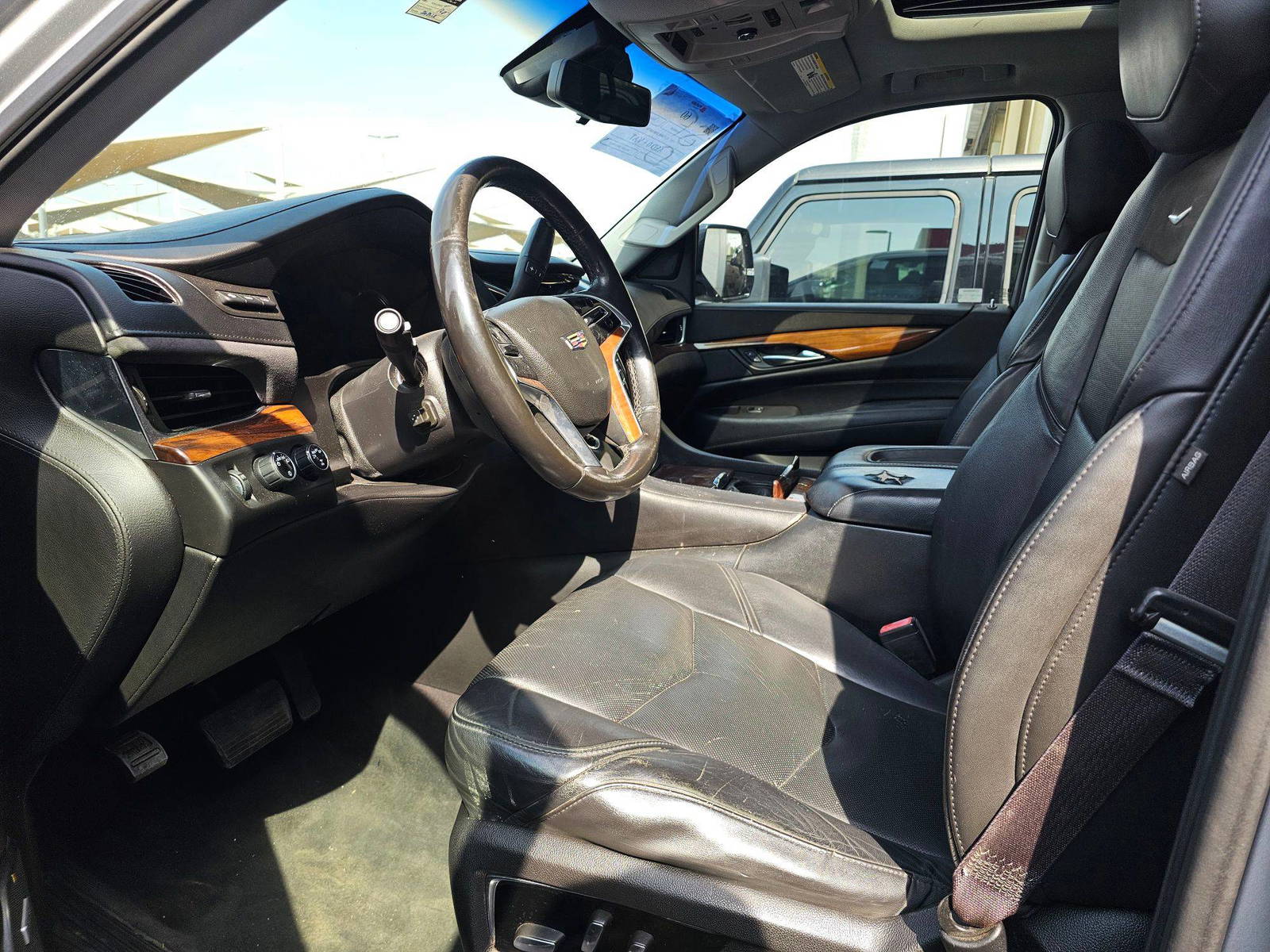 CADILLAC ESCALADE 2017 - Marhaba Auction Used Cars - Image 10