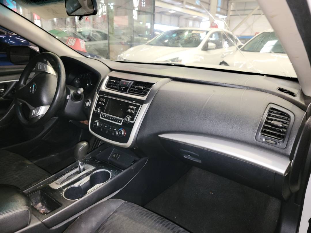 2017 NISSAN ALTIMA — 148833 Miles — Lot 37136866 - Marhaba Auctions Used Cars - Image 5