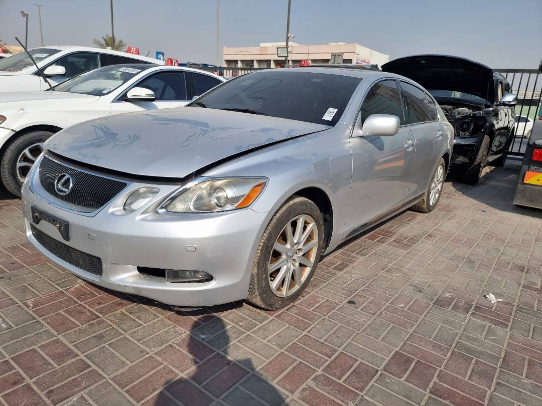 2006 LEXUS GS 300 — 275256 KM — Lot 465013360 — Main - Marhaba Auctions Used Cars - Image 4