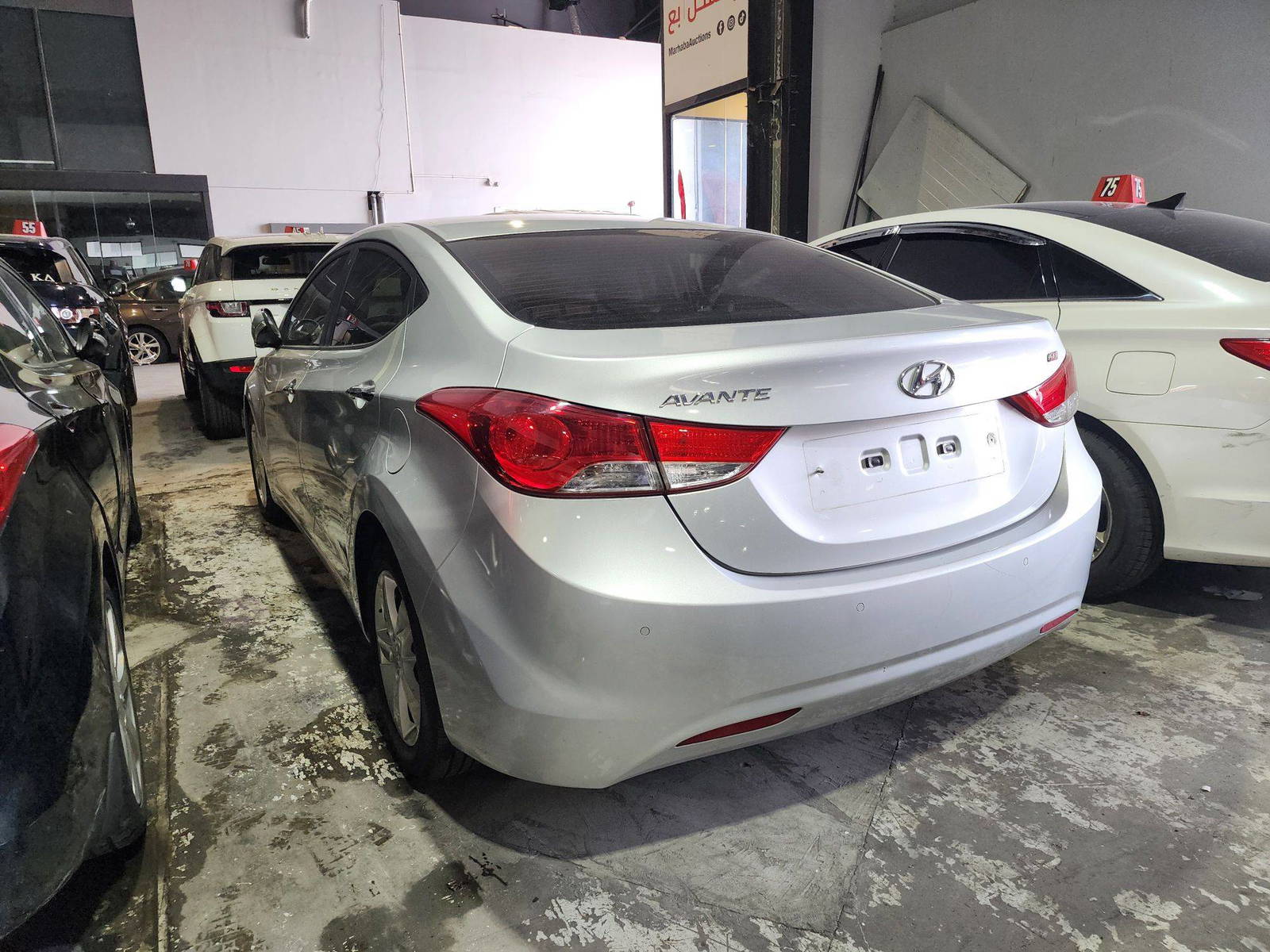 2013 HYUNDAI AVANTE — 103906 KM — Lot 671963 — Al Quoz - Marhaba Auctions Used Cars - Image 5