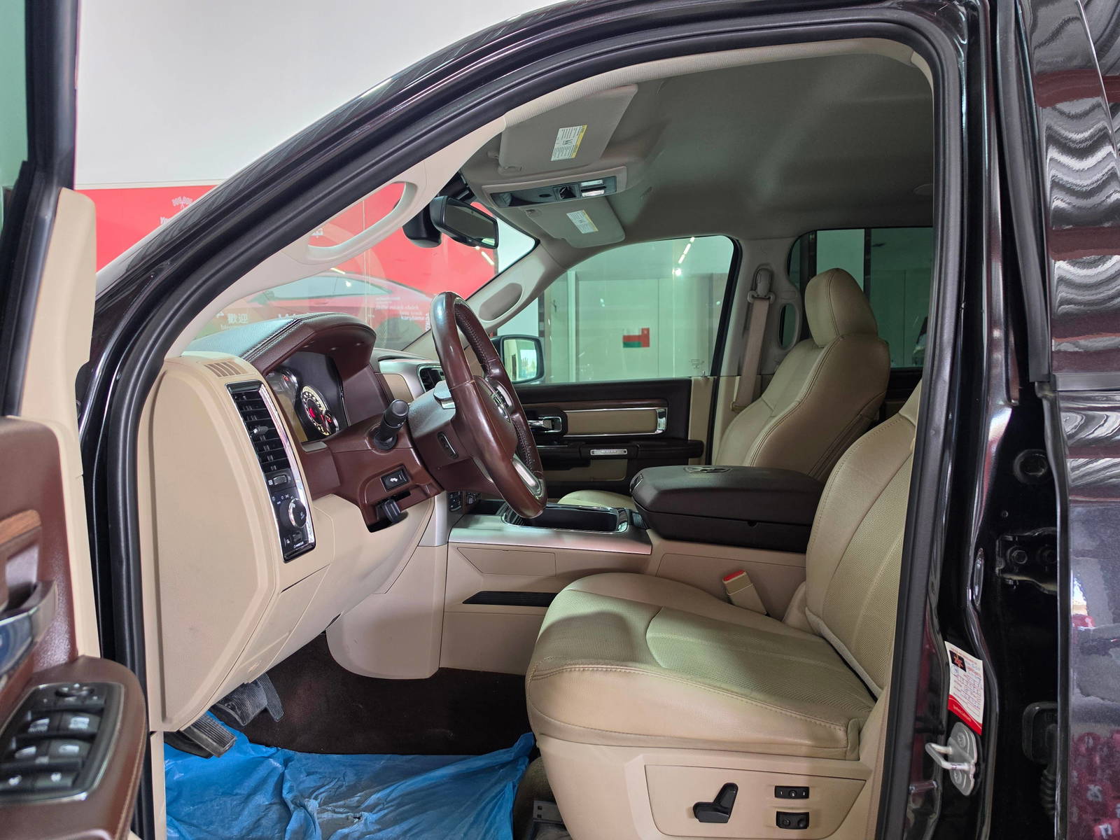 2018 DODGE RAM — 161777 KM — Lot 208741 - Marhaba Auctions Used Cars - Image 6