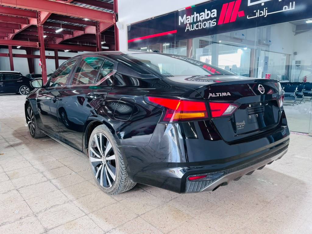 2019 NISSAN ALTIMA — 165762 Miles — Lot 55018586 - Marhaba Auctions Used Cars - Image 4