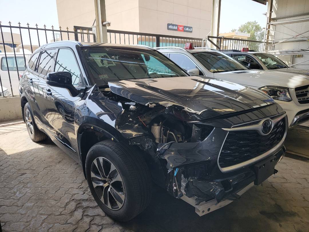 2021 TOYOTA HIGHLANDER — 30480 Miles — Lot MS532449 — Main - Marhaba Auctions Used Cars - Image 4