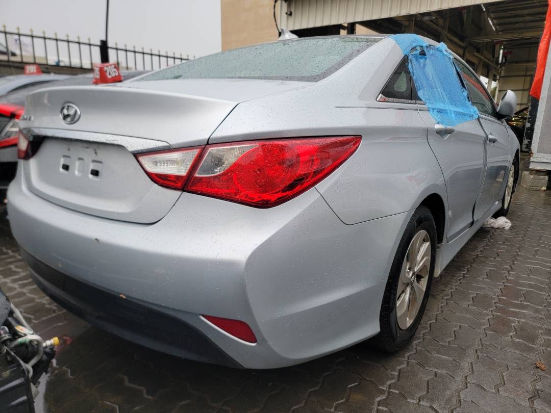 2014 HYUNDAI SONATA — 124592 Miles — Lot 79321983 - Marhaba Auctions Used Cars - Image 3