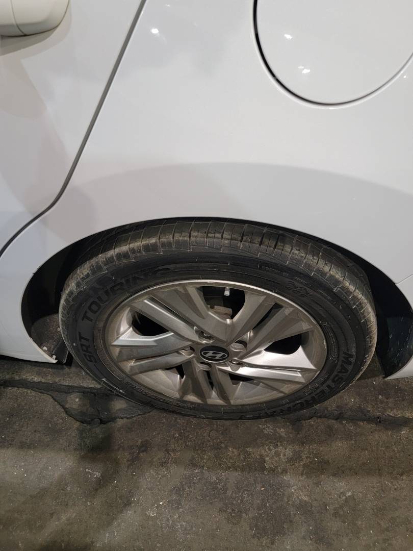 2019 HYUNDAI ELANTRA — 115942 Miles — Lot 423018 — Main - Marhaba Auctions Used Cars - Image 7