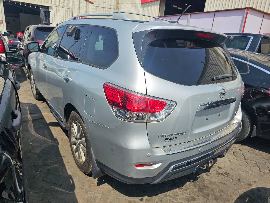 2016 NISSAN PATHFINDER — 106246 Miles — Lot 1GC611565 — Main - Marhaba Auctions Used Cars - Image 5
