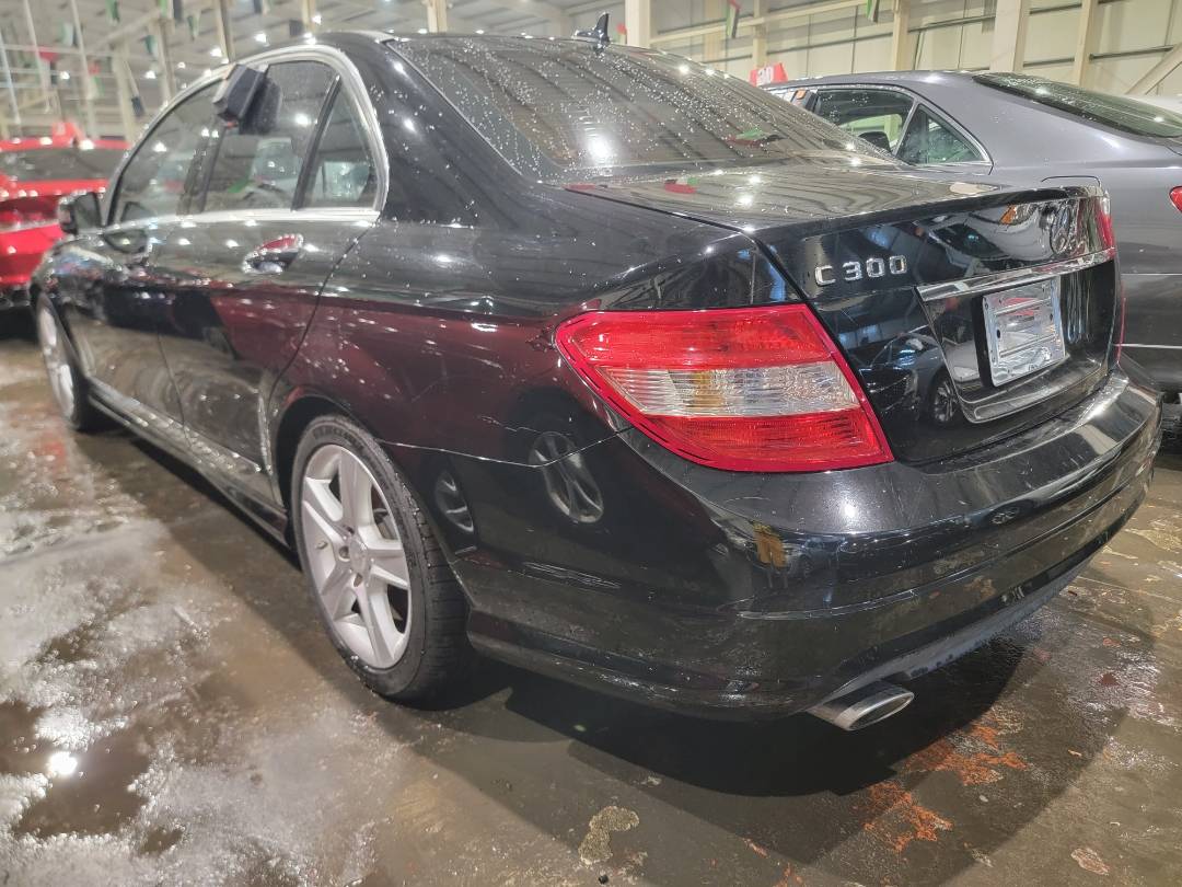 2011 MERCEDES BENZ C300 — 220580 Miles — Lot 37931226 - Marhaba Auctions Used Cars - Image 3
