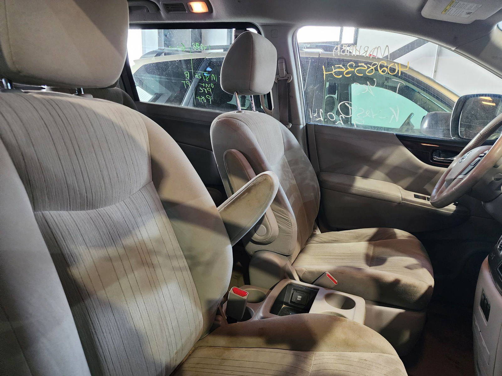 2015 NISSAN QUEST — 168185 Miles — Lot 40285354 — Al Quoz - Marhaba Auctions Used Cars - Image 9