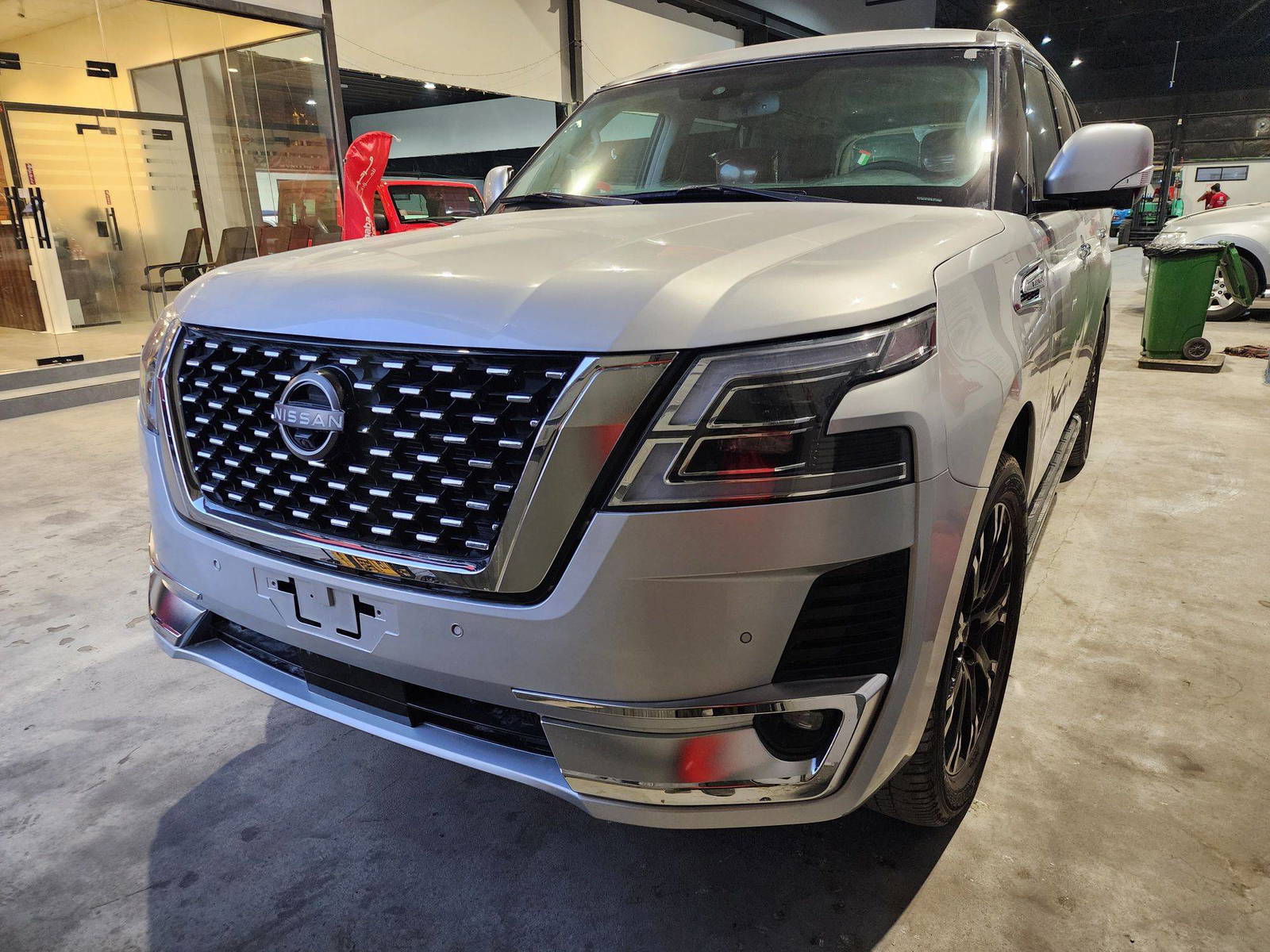 2014 INFINITI QX80 — 131961 Miles — Lot 9556293 — Al Quoz - Marhaba Auctions Used Cars - Image 6